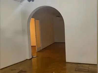 Apartament de vanzare Sector 4 Bucuresti camera goala alba
